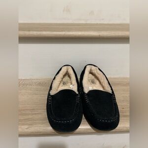 Women’s Ugg Moccasins